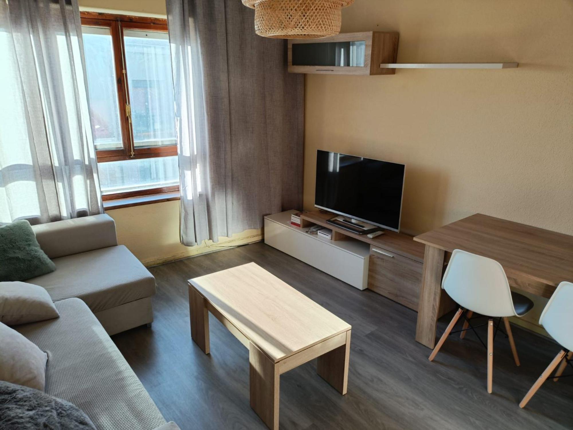 Apartamento Shenzhen En Astorga Camino De Santiago Cochera Bicis Exterior photo