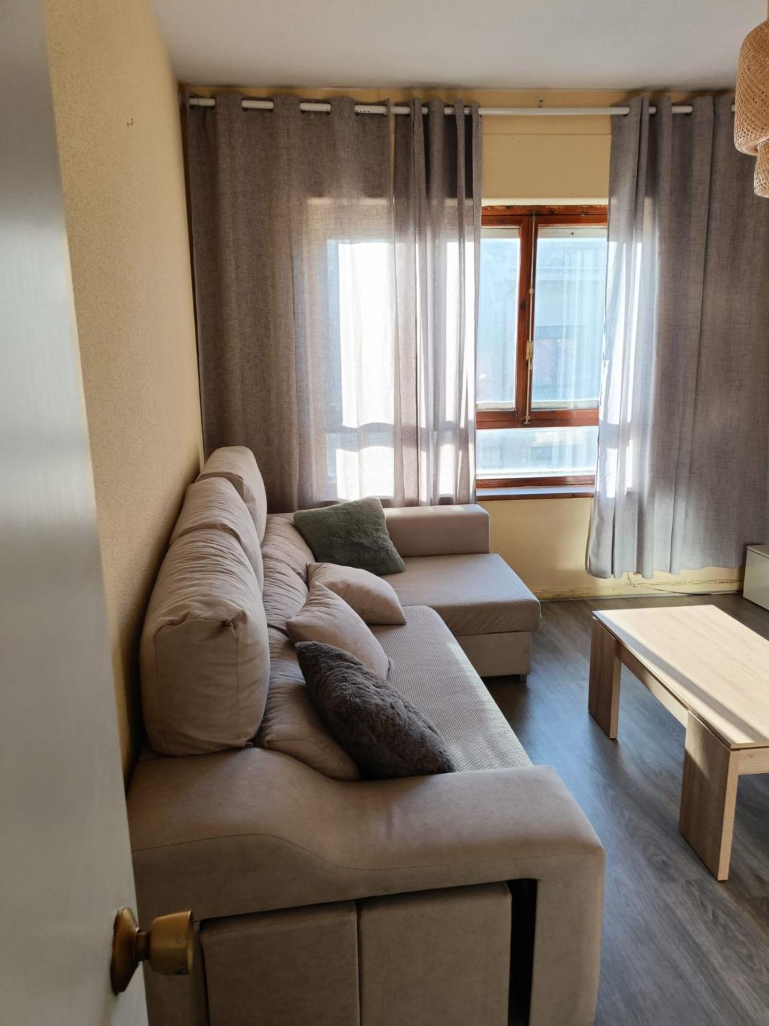 Apartamento Shenzhen En Astorga Camino De Santiago Cochera Bicis Exterior photo